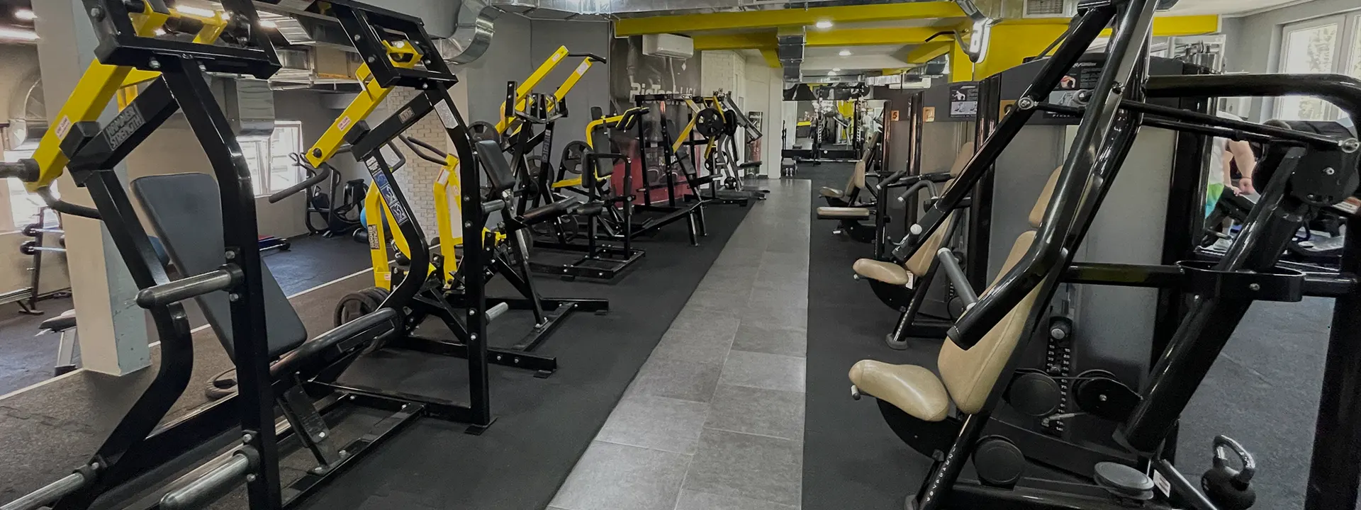 Teretana batajnica Mega Gym